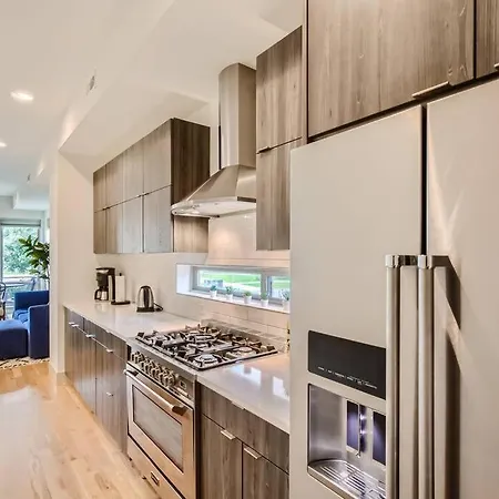 Upscale Townhome W/ Stunning Rooftop Views DEN Extérieur photo